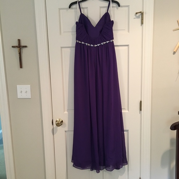 David’s Bridal- TWIST BODICE CHIFFON DRESS Beaded - Picture 7 of 7